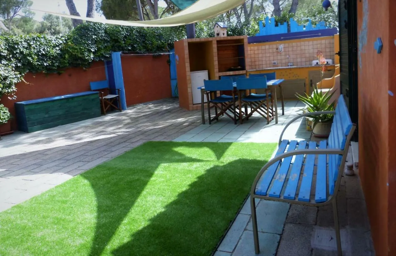 Apartment Ferienwohnung Casa Mutreku 1M From The Beach,2 Kitchens, 2 Showers Cala Liberotto