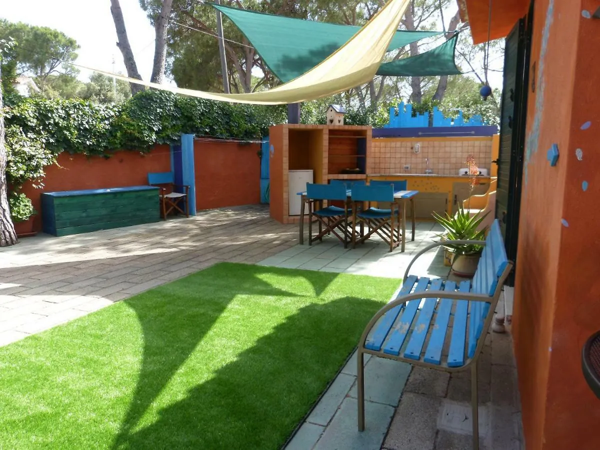 Casa Mutreku 1M From The Beach,2 Kitchens, 2 Showers Apartment Cala Liberotto