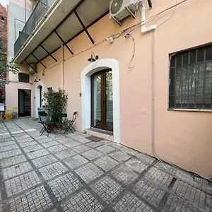 https://cortiletto-dell-odeon.catania-hotels.net