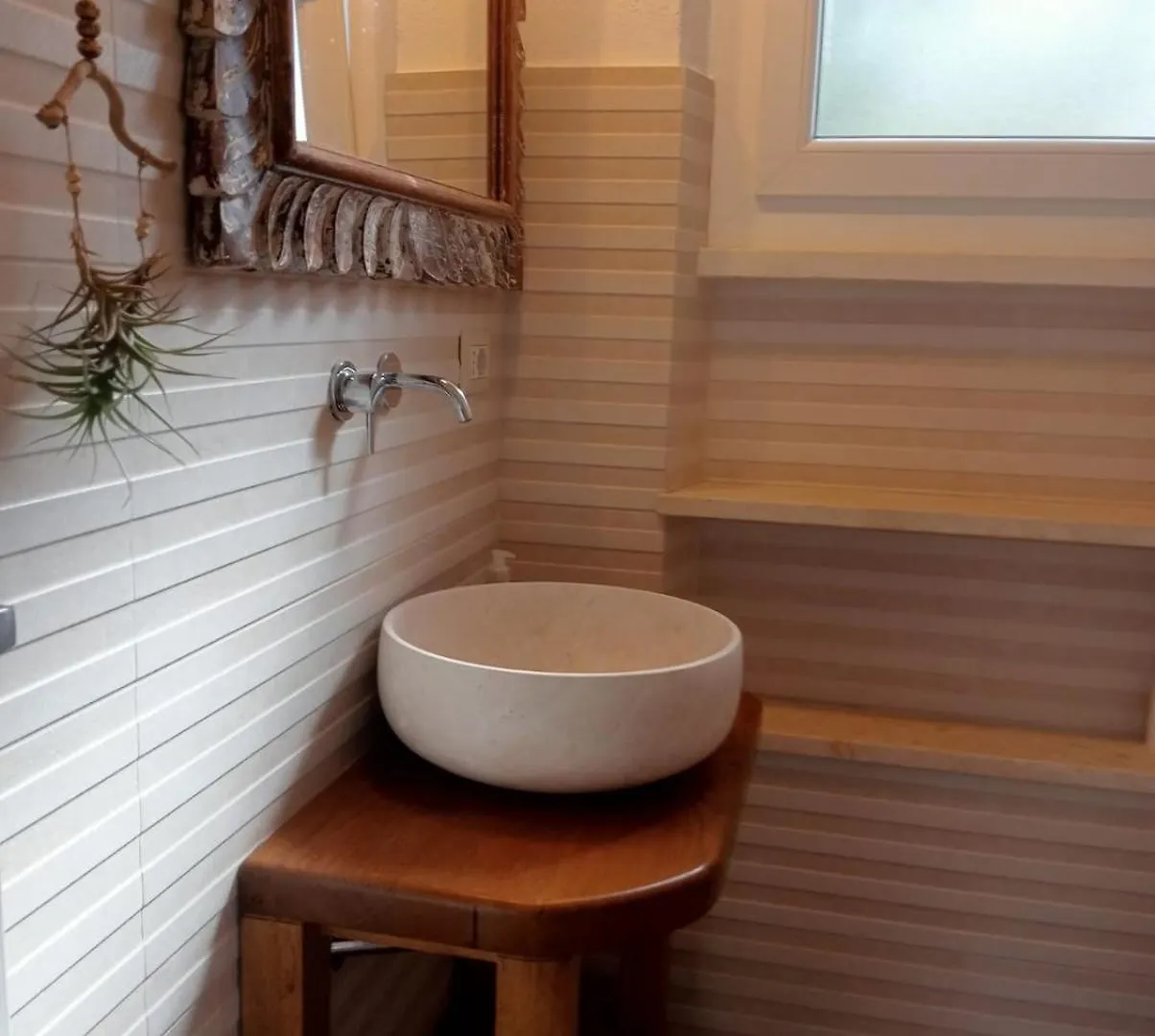 Casa Mutreku 1M From The Beach,2 Kitchens, 2 Showers Apartment Cala Liberotto 0*,